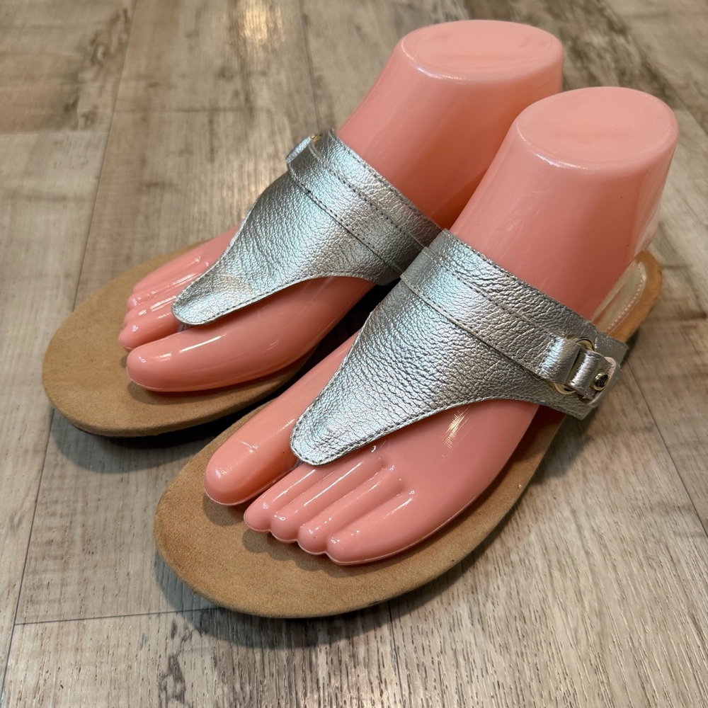 Lauren Ralph Lauren Women's Kendra Thong Sandals Gold Pebbled Leather Size 7B